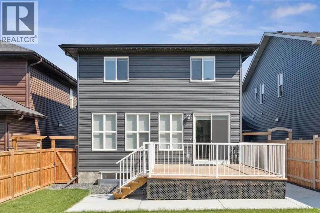 246 Evansglen Drive NW