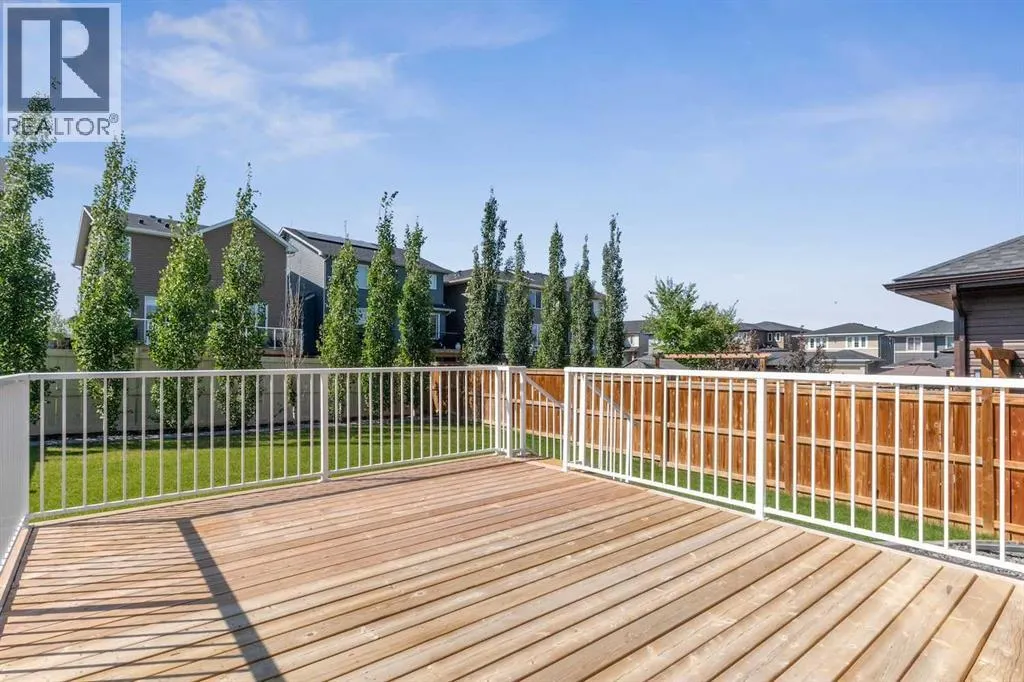 246 Evansglen Drive NW