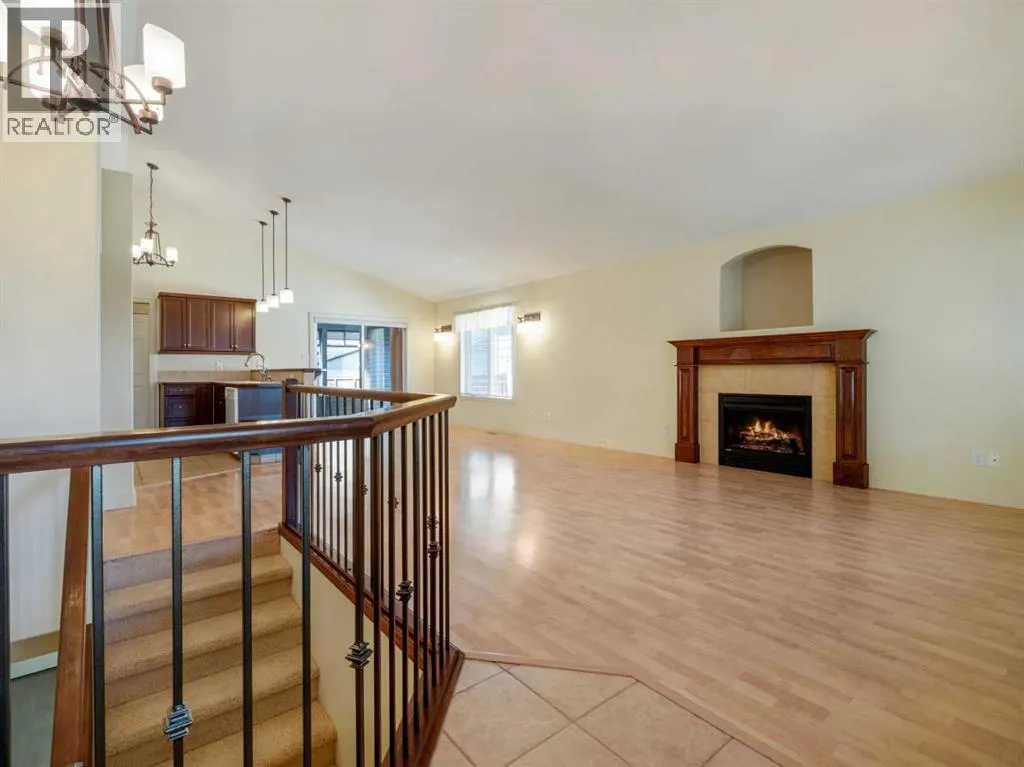 122 Mildred Dobbs Boulevard N