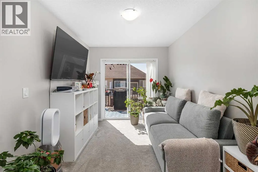 203 Windford Crescent SW