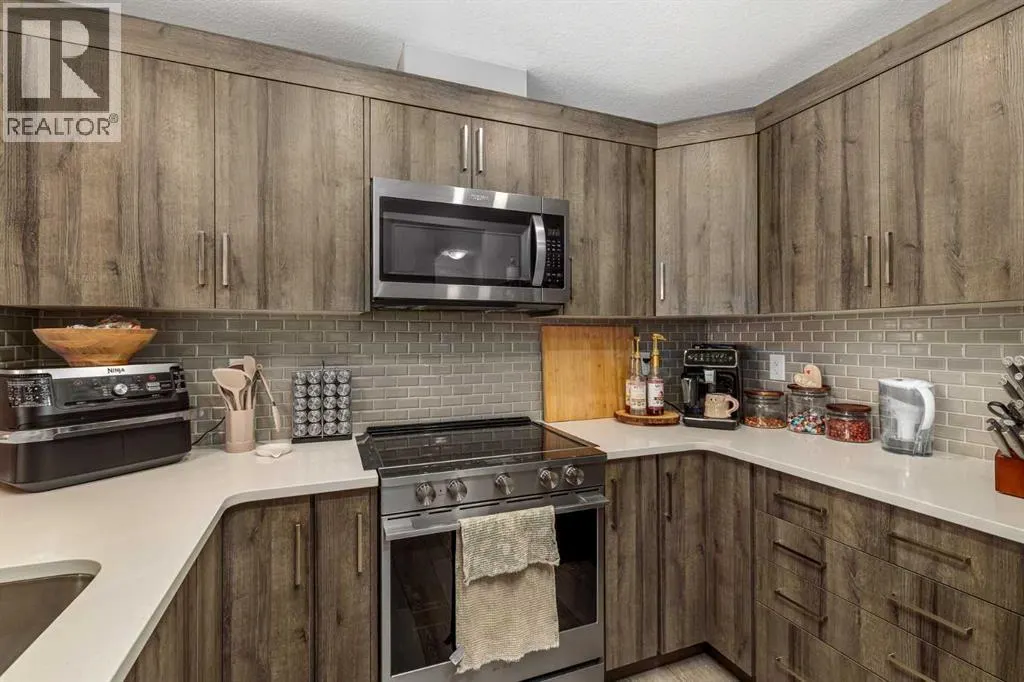 203 Windford Crescent SW