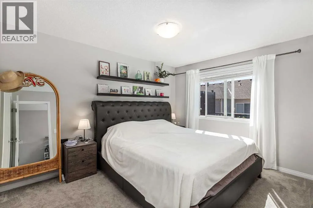 203 Windford Crescent SW