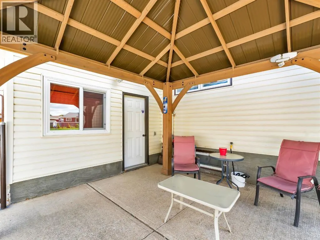 38 Rossland Crescent SE