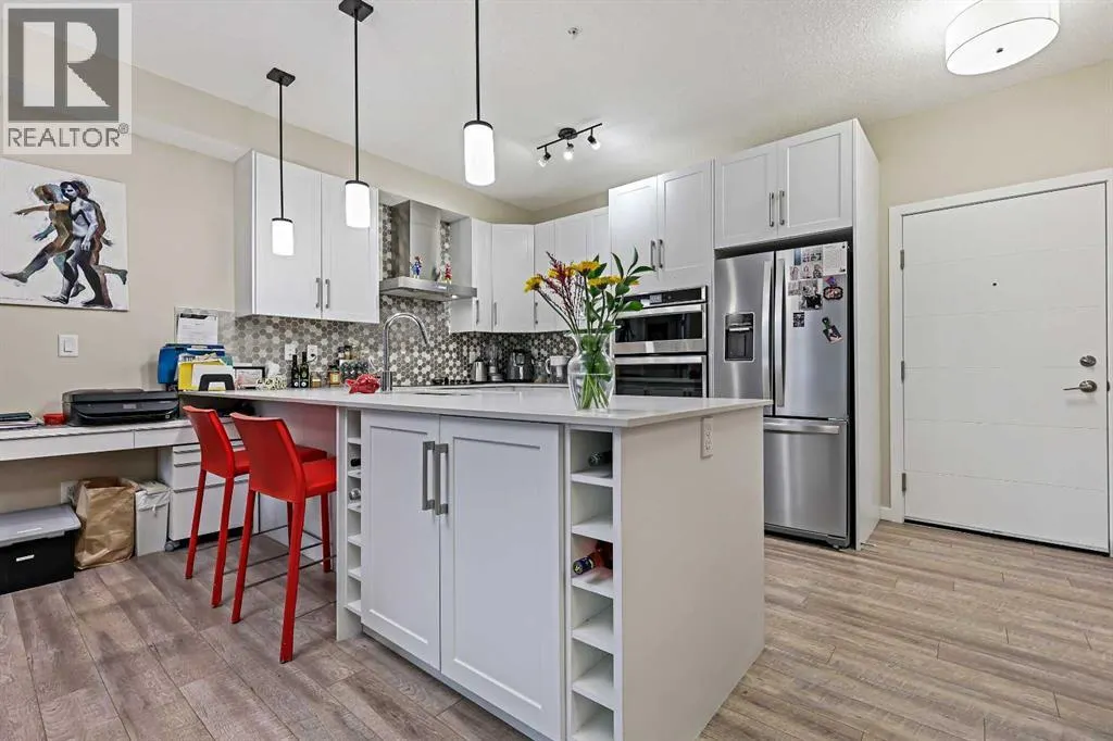 104, 11 Mahogany Circle SE