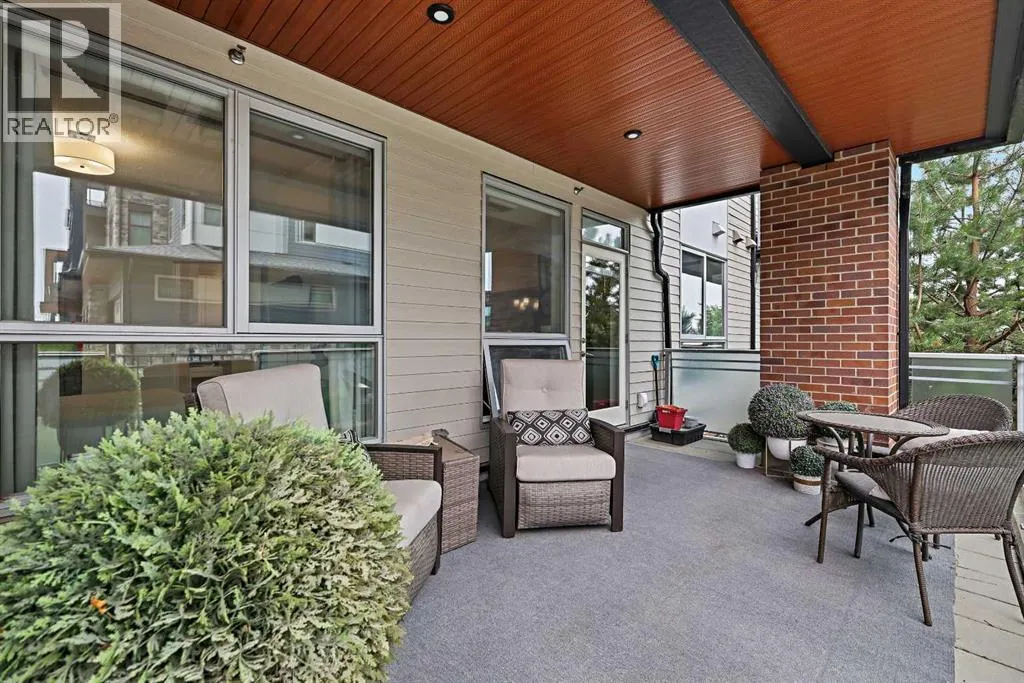 104, 11 Mahogany Circle SE