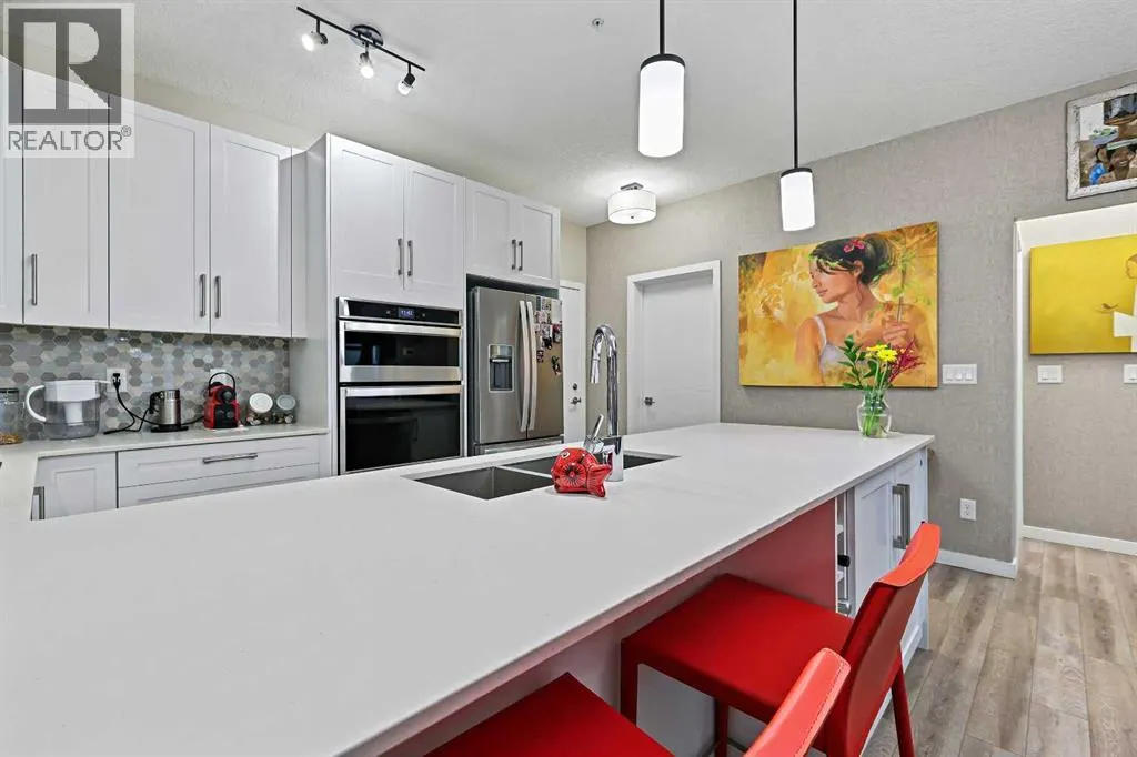 104, 11 Mahogany Circle SE