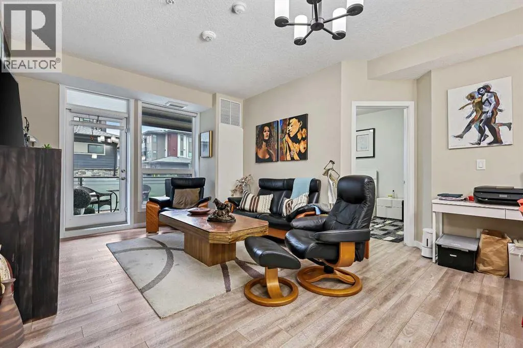 104, 11 Mahogany Circle SE