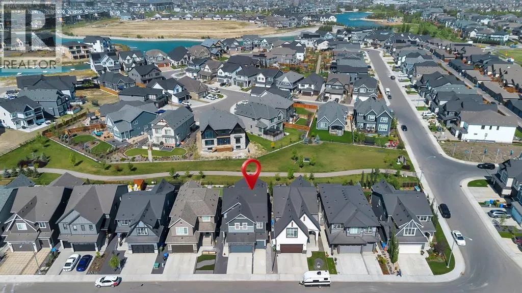 252 Marina Grove SE