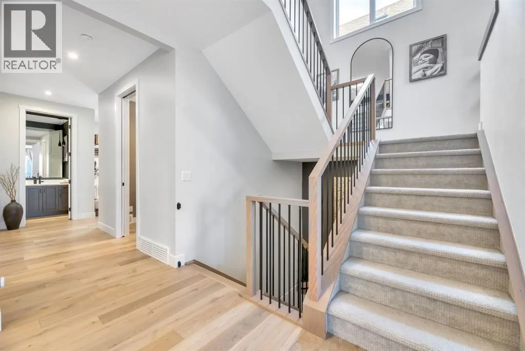 252 Marina Grove SE