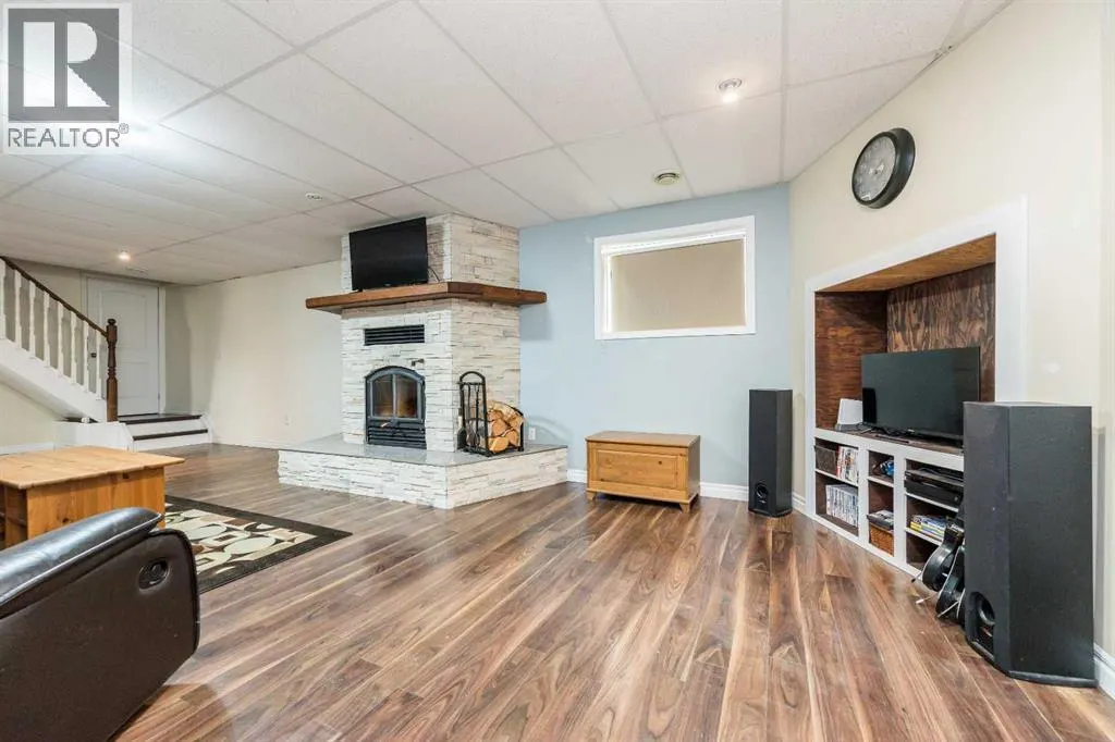734082B Range  Road 51