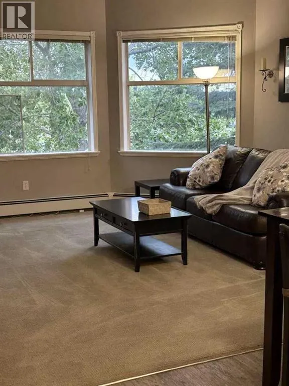 207, 200 Lincoln Way SW