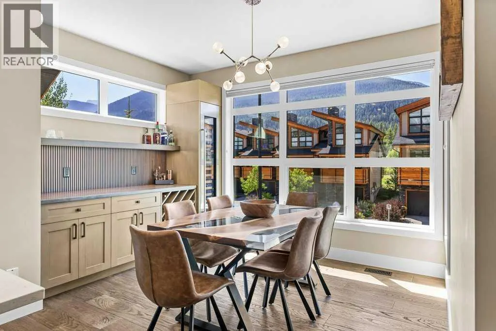 213 Riva Heights