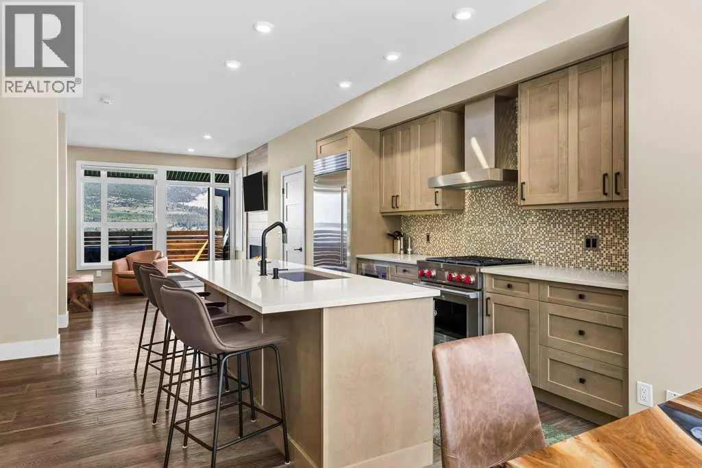 213 Riva Heights