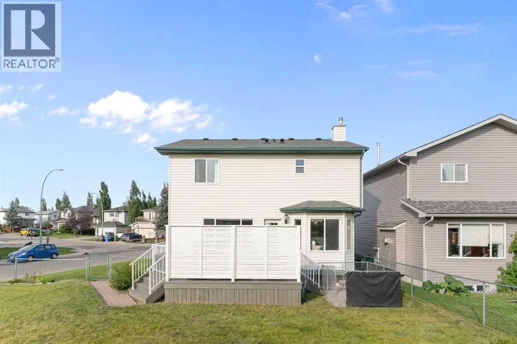 270 Harvest Creek Close NE