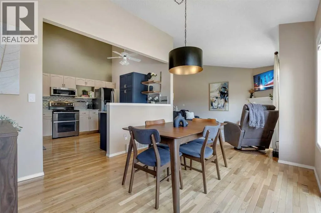 140 Sunlake Gardens SE
