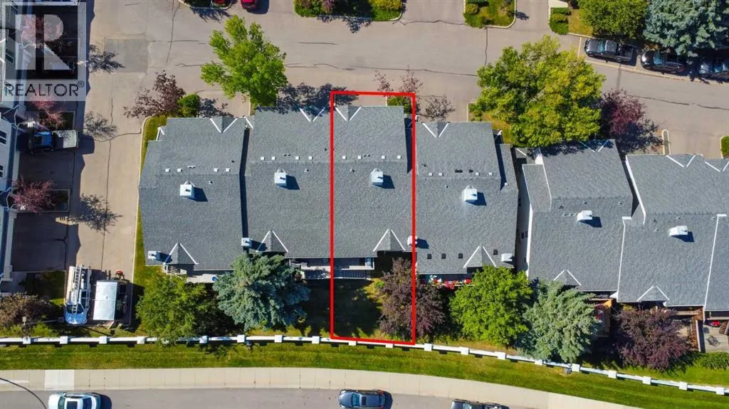 140 Sunlake Gardens SE