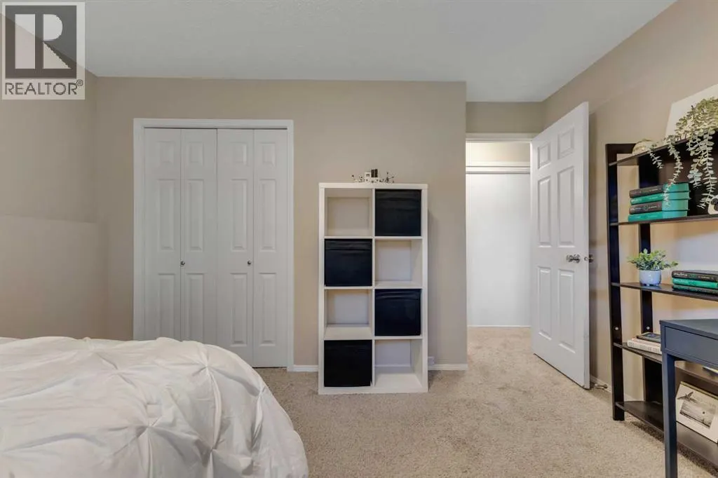 140 Sunlake Gardens SE