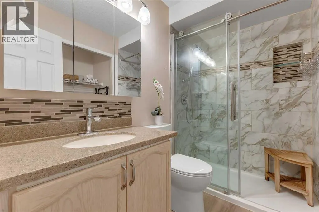 140 Sunlake Gardens SE