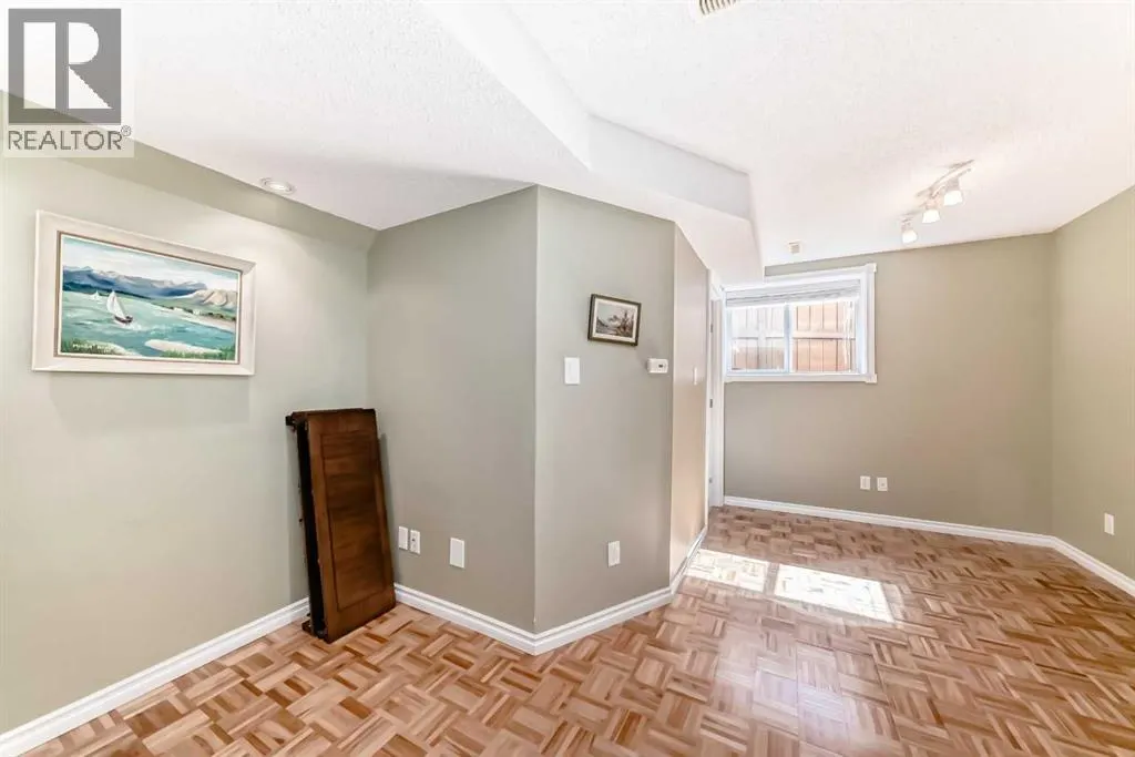 108 Weston Manor SW