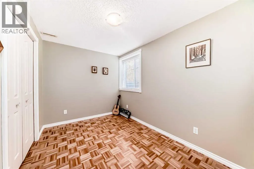 108 Weston Manor SW