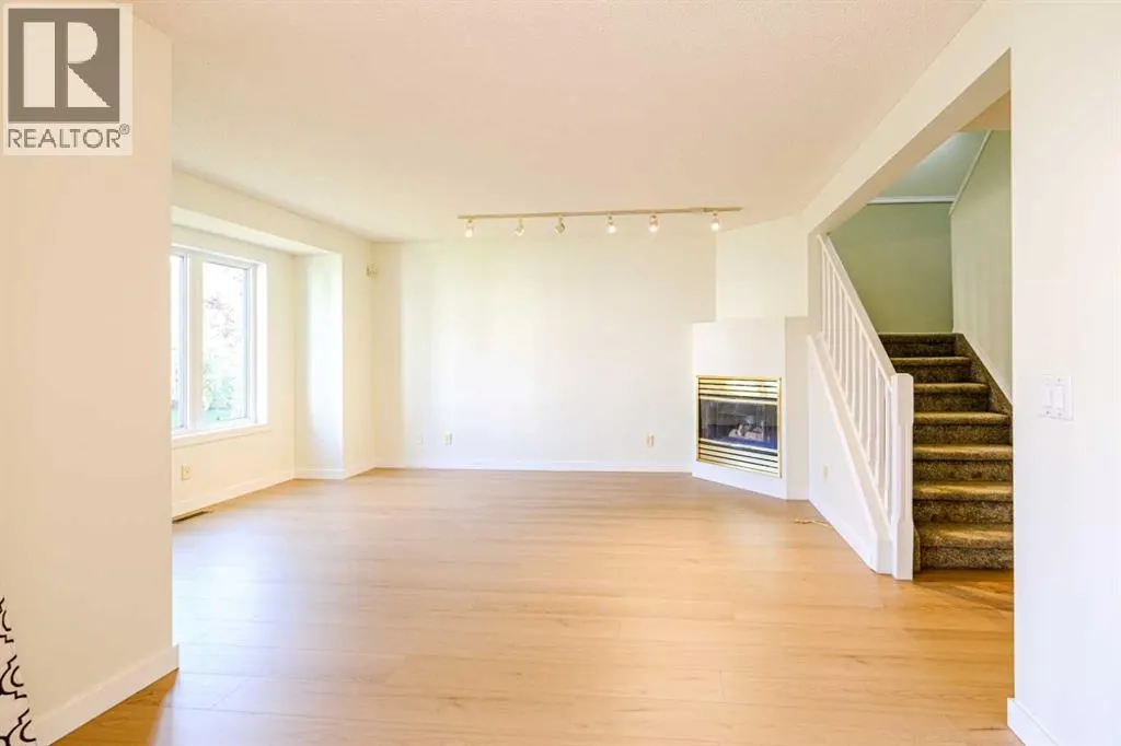 111, 388 Sandarac Drive NW
