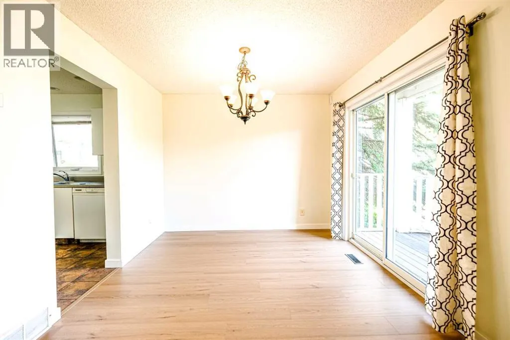 111, 388 Sandarac Drive NW