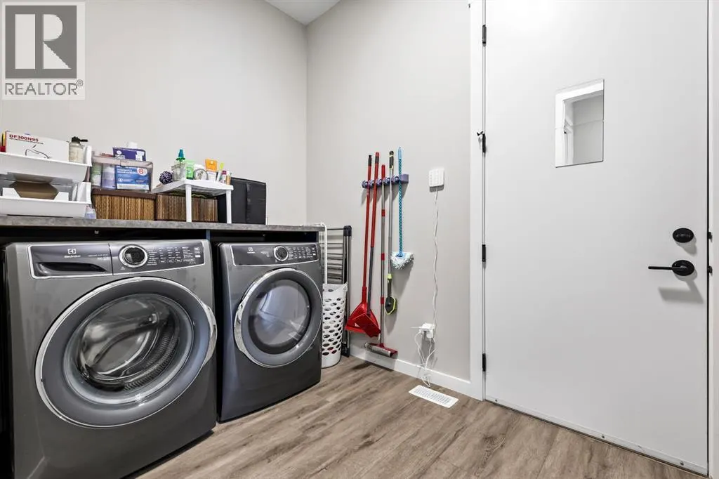10 Cranbrook Common SE