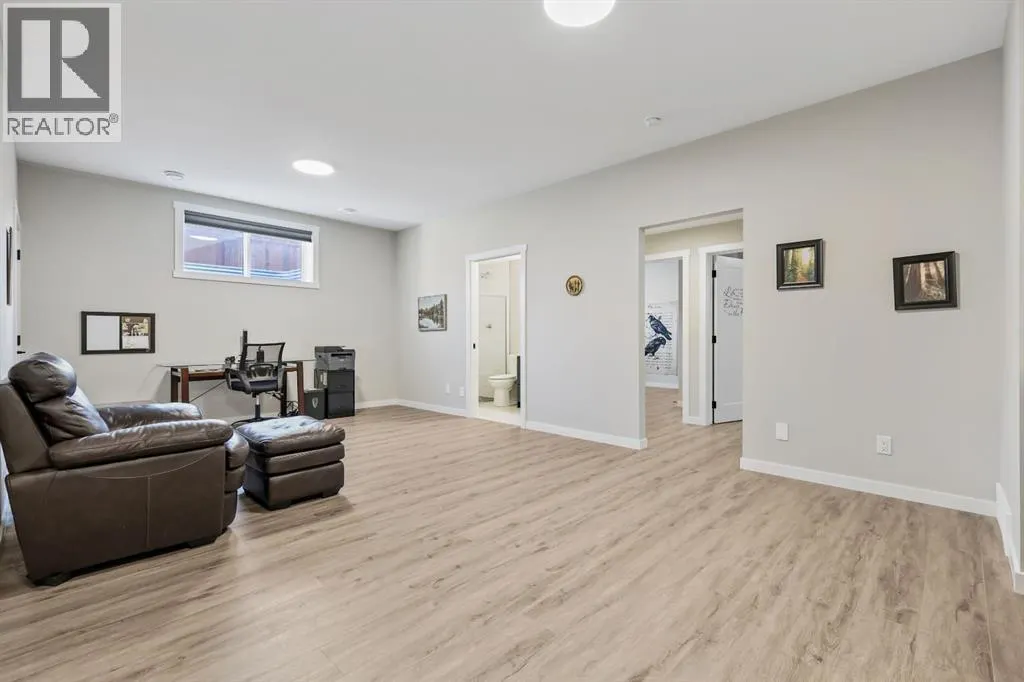 10 Cranbrook Common SE