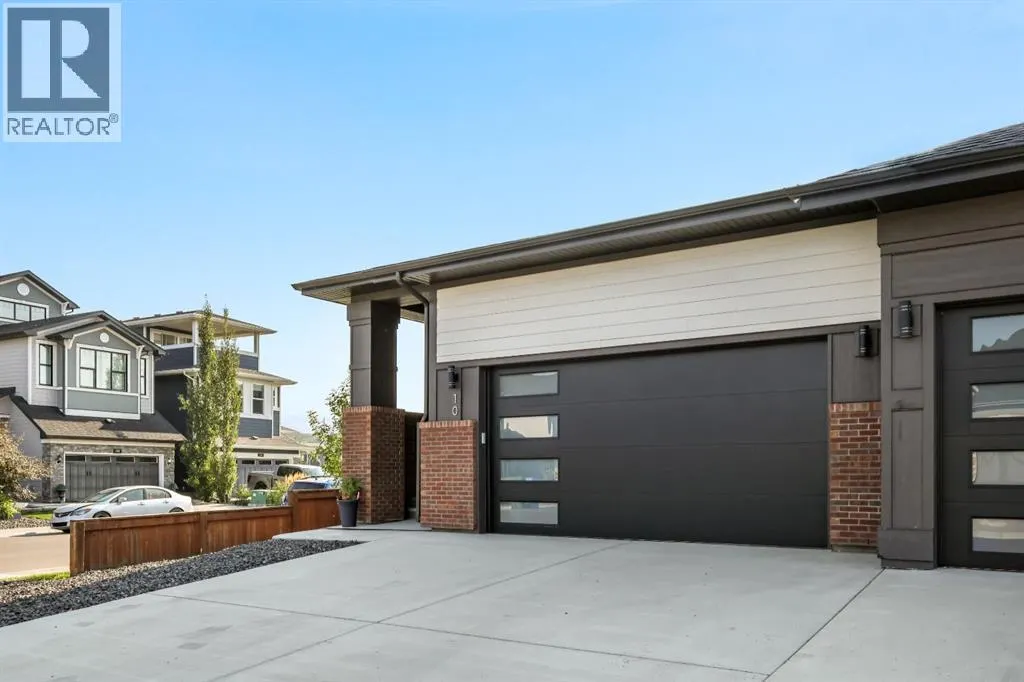 10 Cranbrook Common SE