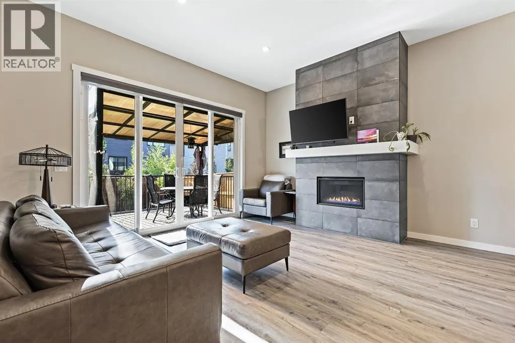 14 Cranbrook Common SE