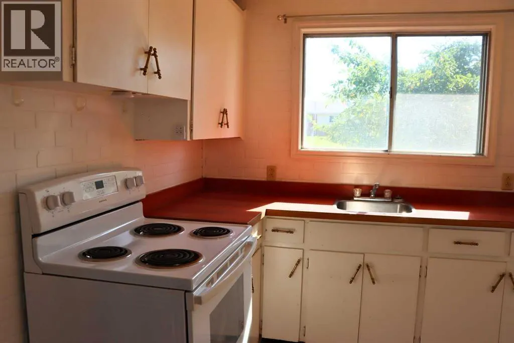 4802, 51 . Street