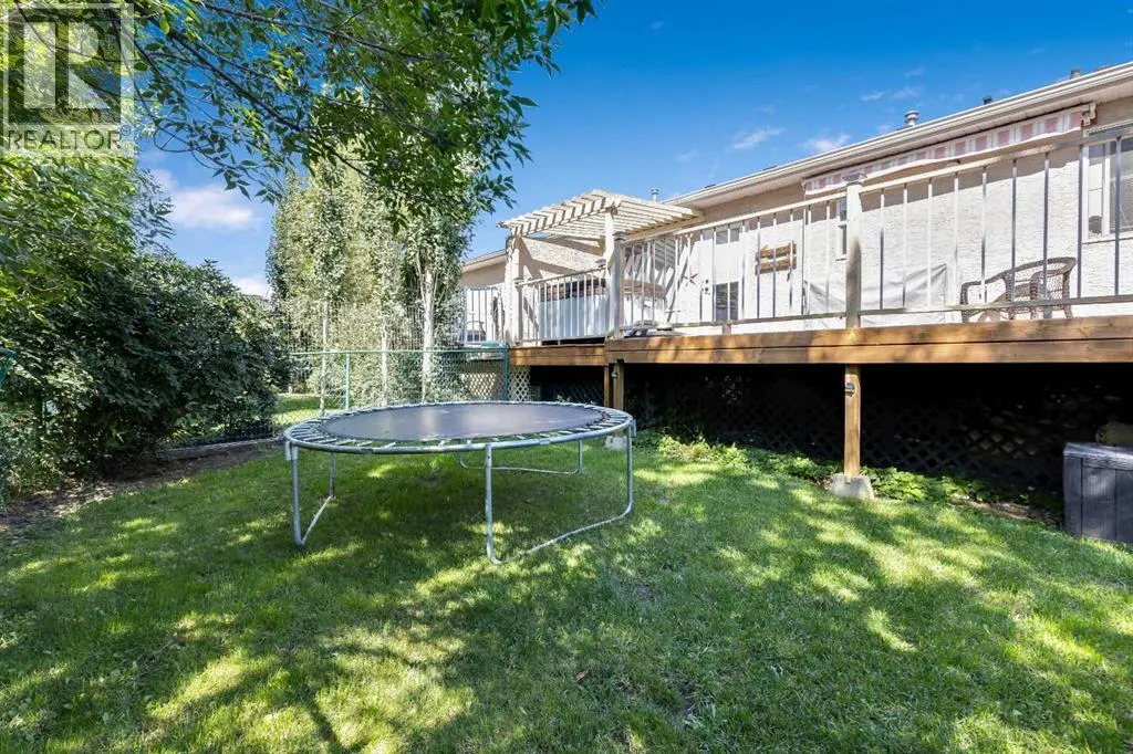 511 Lineham Acres Drive NW