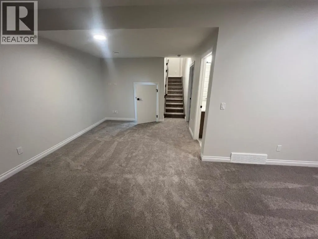 82 Homestead Circle NE