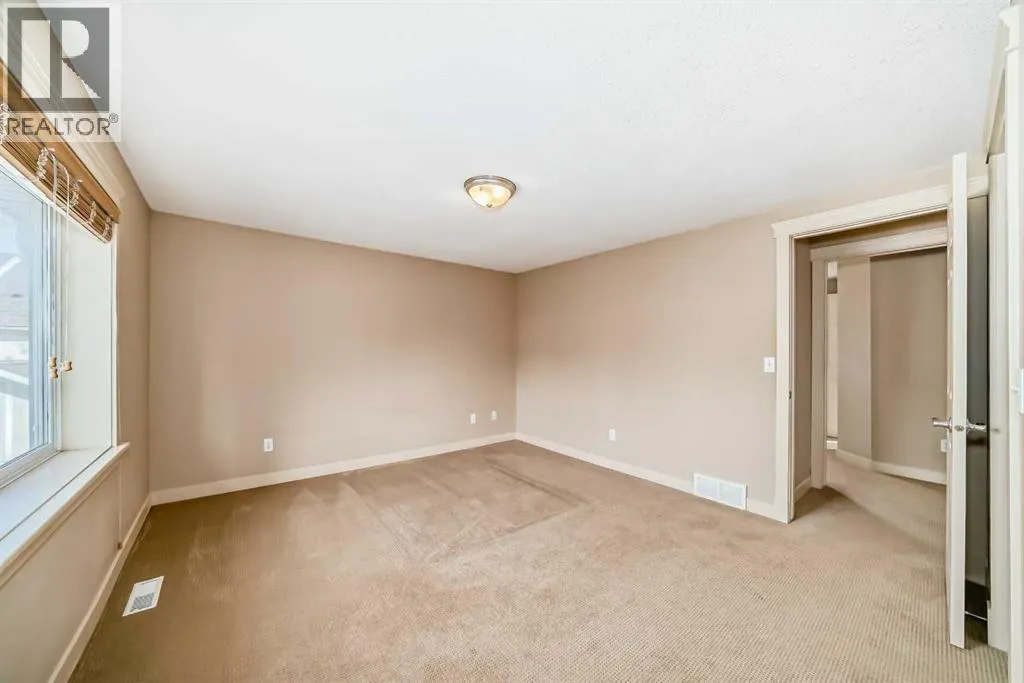 42 Ypres Green SW
