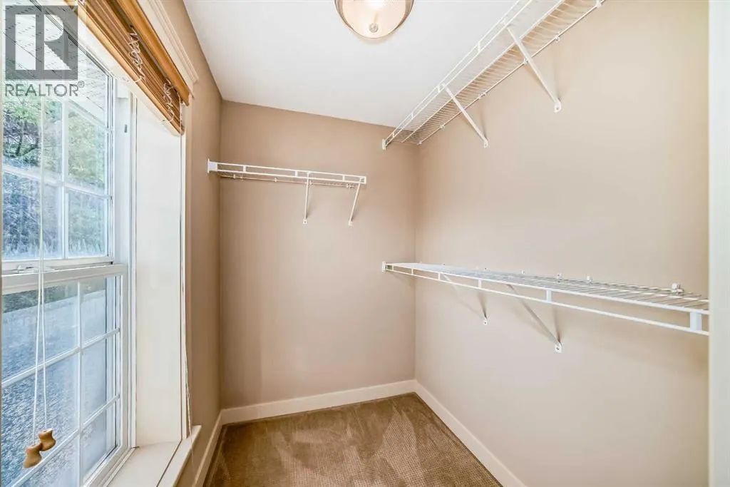42 Ypres Green SW