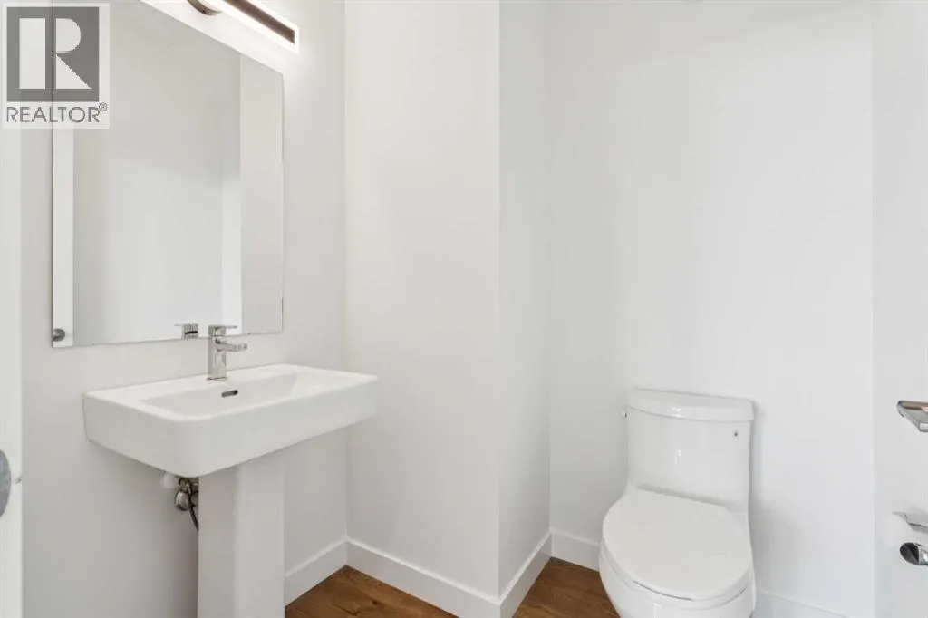228 Sovereign Common SW