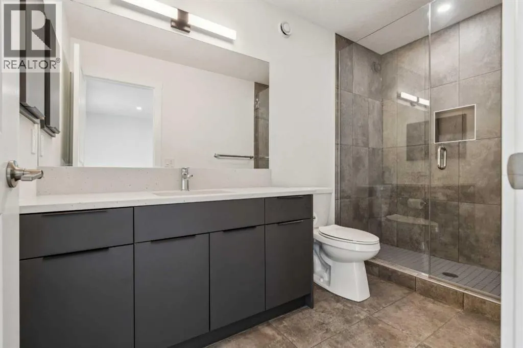 228 Sovereign Common SW