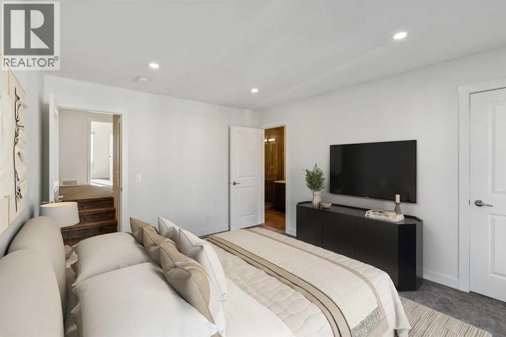 228 Sovereign Common SW