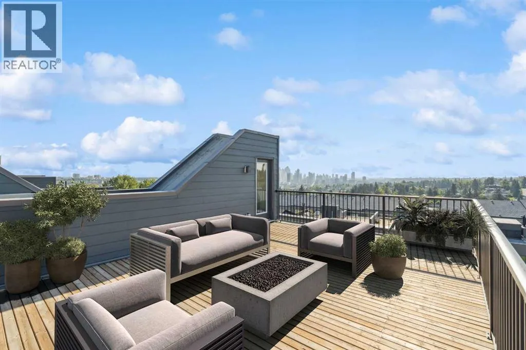 228 Sovereign Common SW