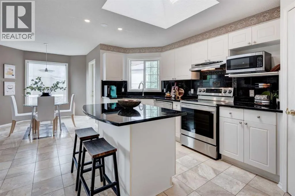 238 Mt Douglas Circle SE