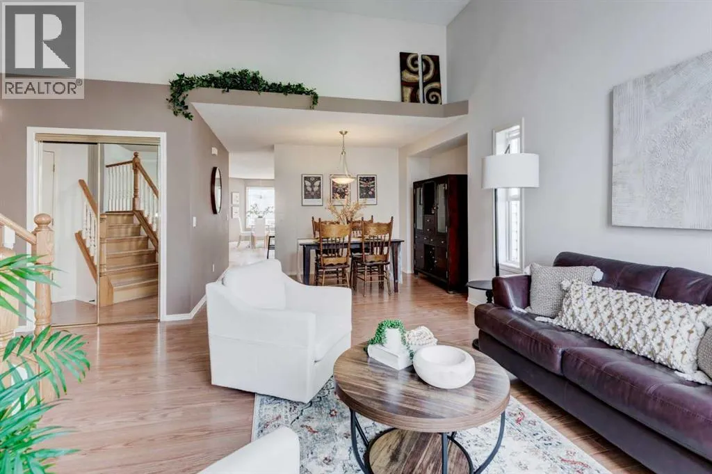 238 Mt Douglas Circle SE