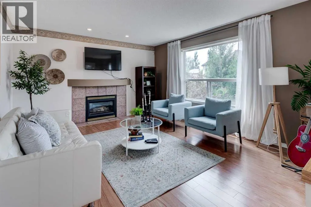 238 Mt Douglas Circle SE