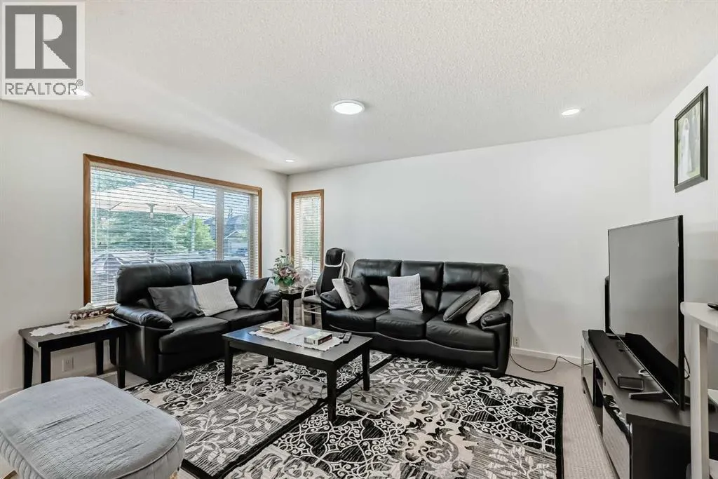 407 Citadel Meadow Bay NW