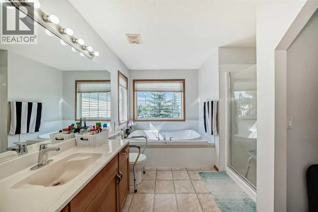 407 Citadel Meadow Bay NW