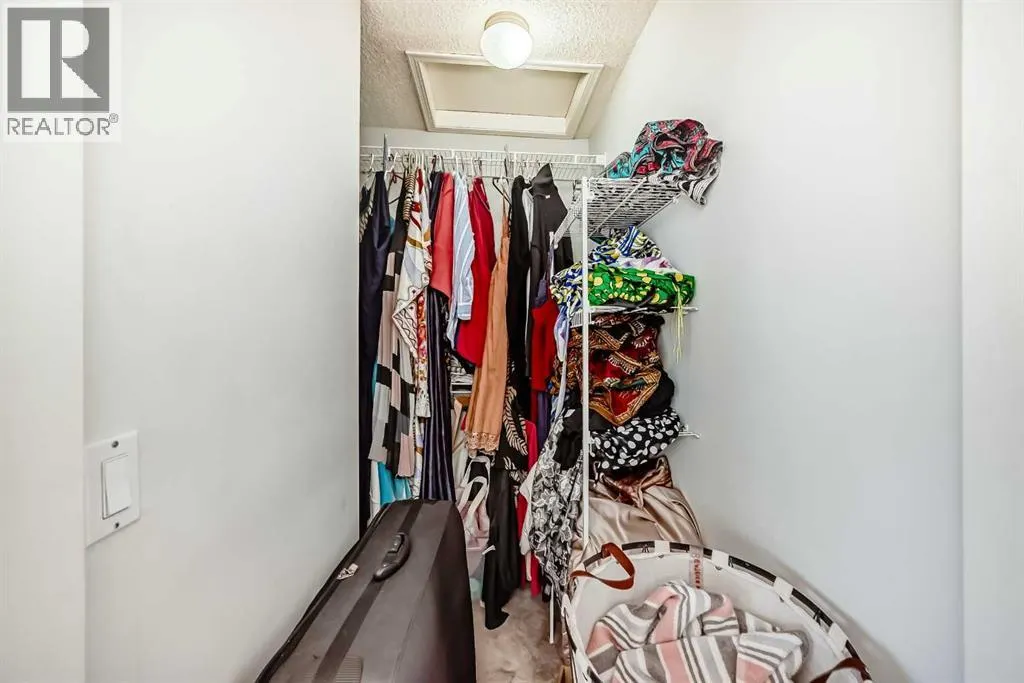 407 Citadel Meadow Bay NW