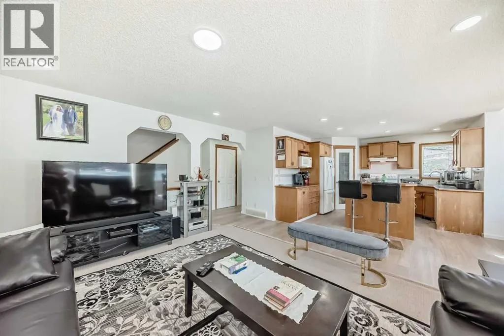 407 Citadel Meadow Bay NW