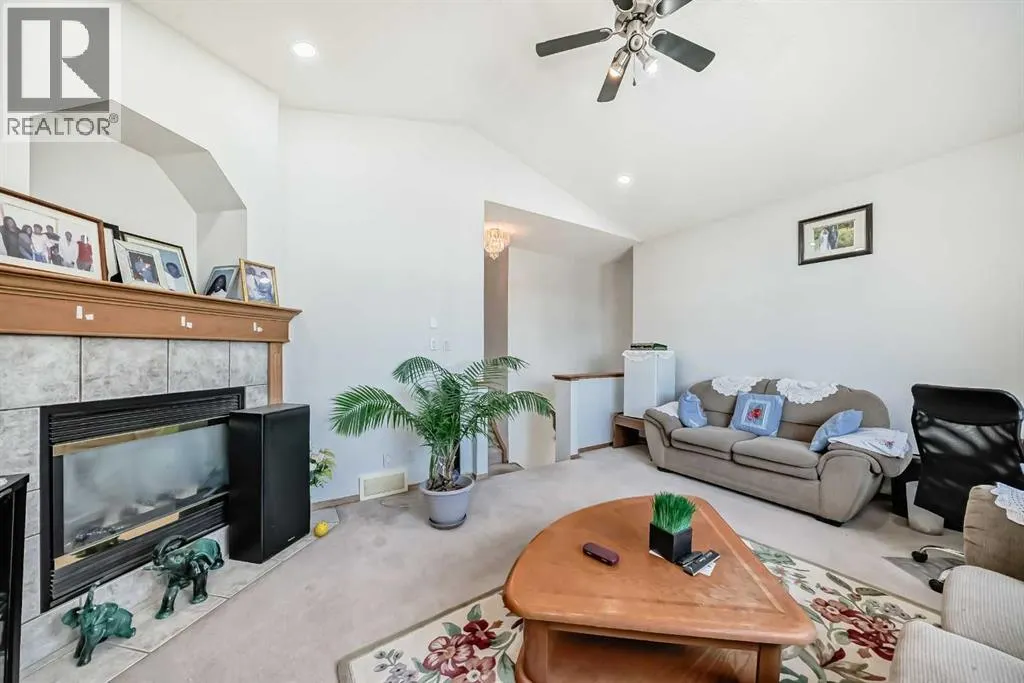 407 Citadel Meadow Bay NW