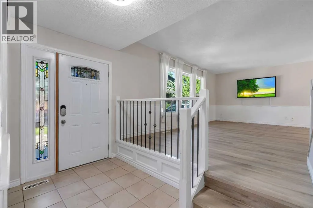 3285 Cedarille Drive SW