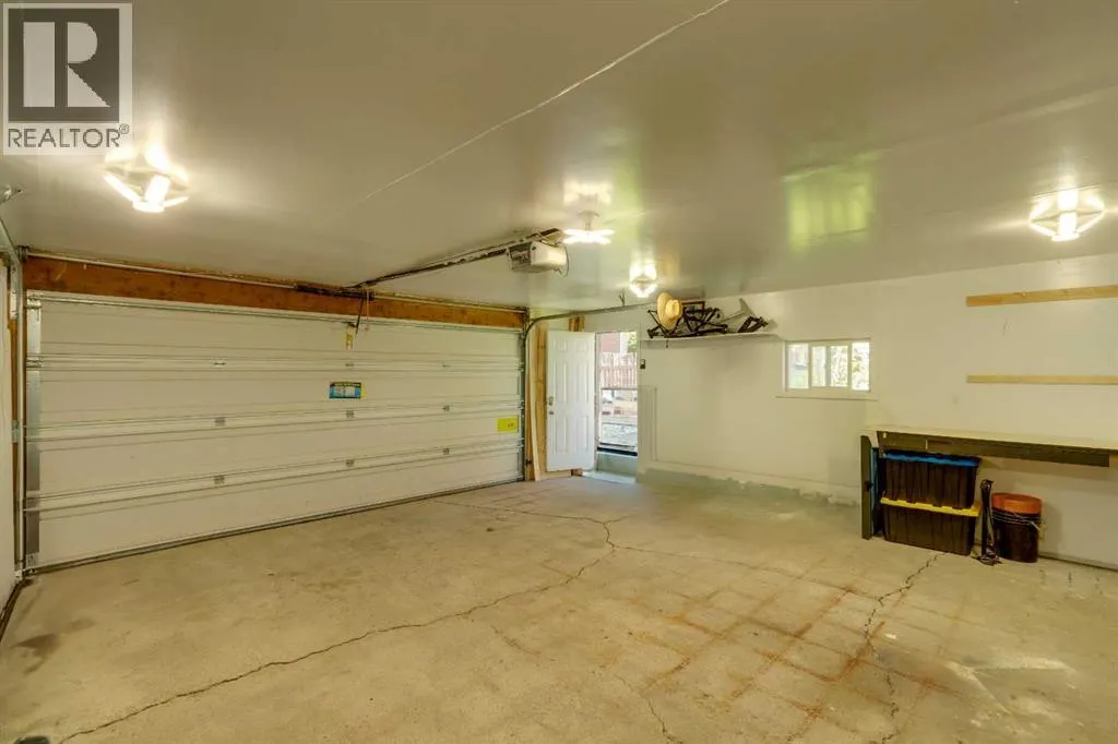 3285 Cedarille Drive SW