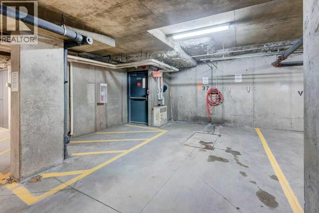 140, 30 Richard Court SW